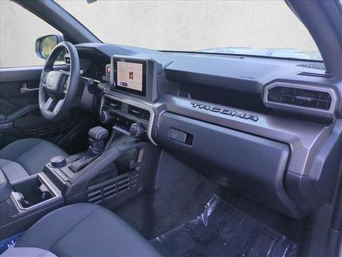Used 2024 Toyota Tacoma TRD Sport image 20