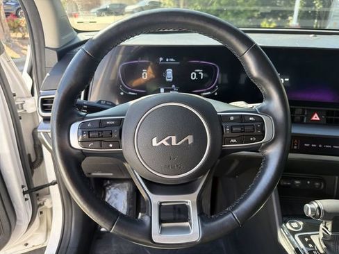 Certified 2023 Kia Sportage EX AWD/4WD image 14