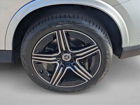 New 2026 Mercedes-Benz GLC 300 image 10