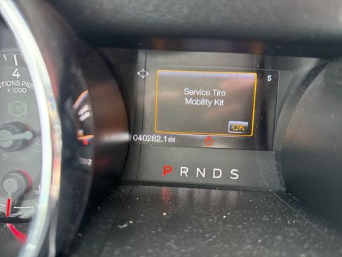 Used 2015 Ford Mustang GT Premium image 19