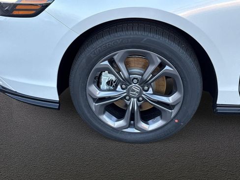 New 2025 Honda Accord EX-L image 11
