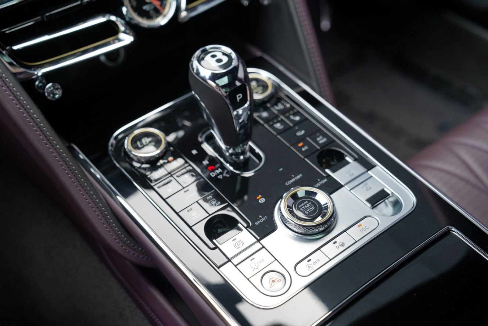 Used 2023 Bentley Flying Spur S V8 AWD/4WD image 55