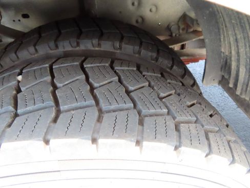 Used 2010 Ford F550 4x4 Regular Cab Super Duty image 22