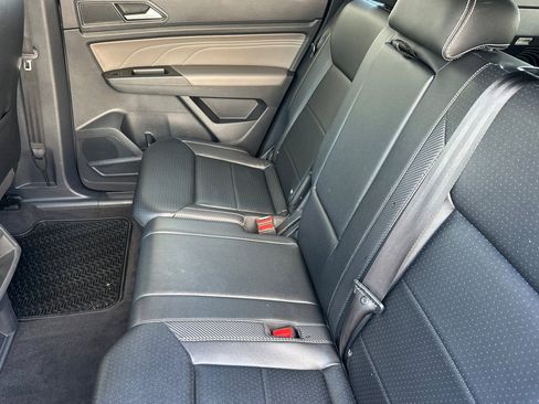 Used 2023 Volkswagen Atlas Cross Sport SEL AWD/4WD image 12