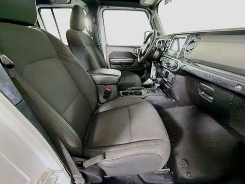 Used 2023 Jeep Wrangler Unlimited Sport AWD/4WD image 28