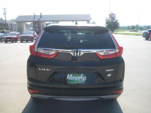 Used 2017 Honda CR-V LX image 6