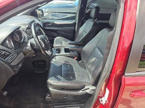 Used 2019 Dodge Grand Caravan GT FWD image 8