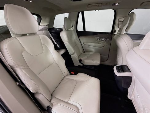 Used 2021 Volvo XC90 T6 Inscription w/ Advanced Package image 30