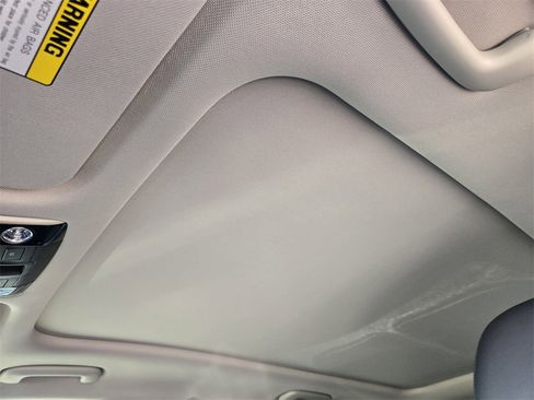 New 2026 Kia Sorento SX image 18