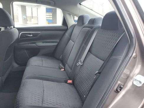 Used 2017 Nissan Altima 2.5 SV image 8