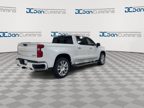 Used 2023 Chevrolet Silverado 1500 High Country w/ Technology Package image 8