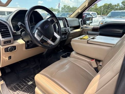 Used 2017 Ford F150 Lariat AWD/4WD image 7