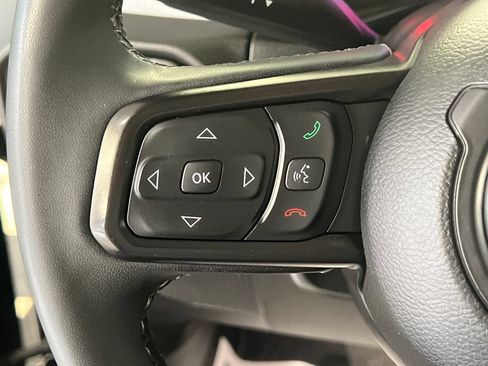 Used 2025 Jeep Wrangler Unlimited Sport AWD/4WD image 25