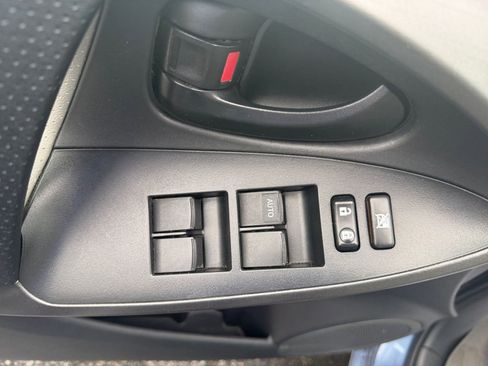 Used 2012 Toyota RAV4 Limited w/ Navigation Value Pkg image 13