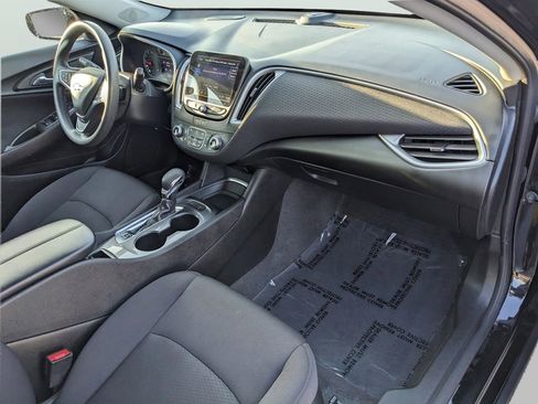 Used 2024 Chevrolet Malibu LT FWD image 11