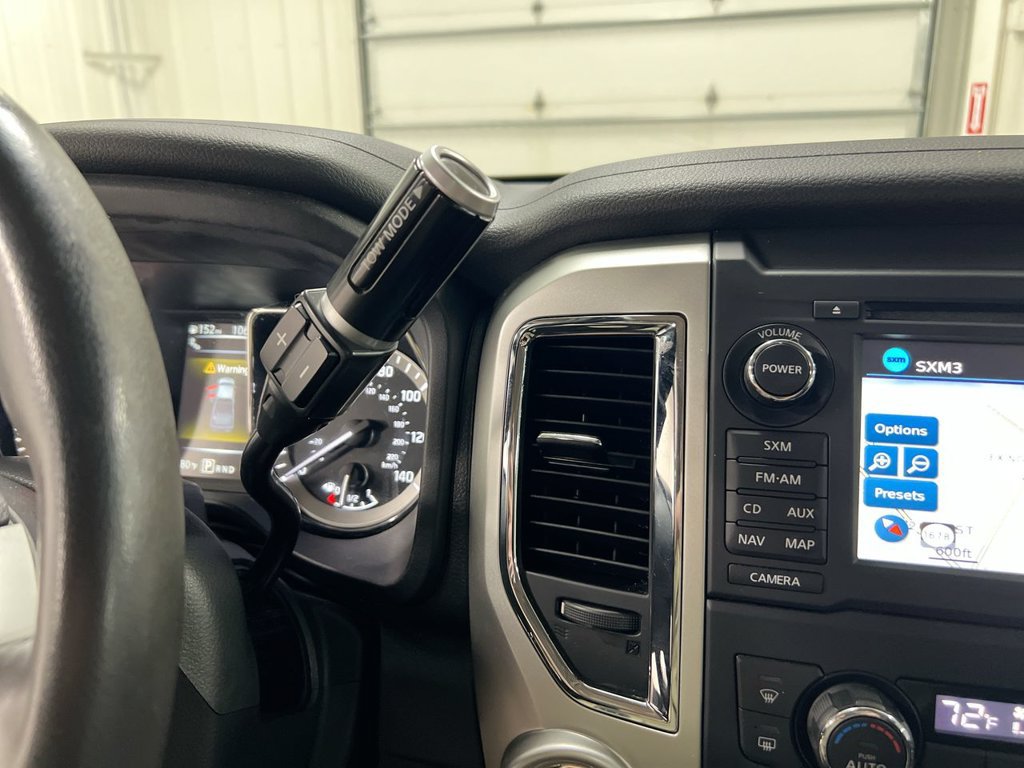 Used 2017 Nissan Titan SV AWD/4WD image 18