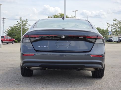 Used 2024 Honda Accord EX image 16