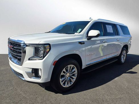 Used 2024 GMC Yukon XL SLT image 7