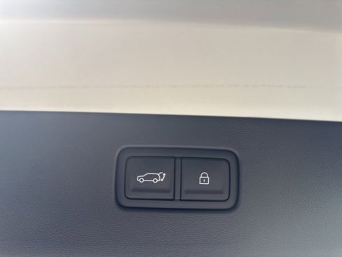 New 2026 Hyundai Ioniq 9 Calligraphy image 39