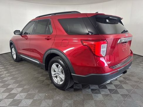 Certified 2021 Ford Explorer XLT w/ Equipment Group 202A AWD/4WD image 6