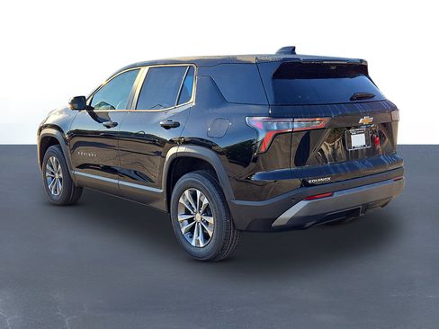 New 2026 Chevrolet Equinox LT w/ Safety and Technology Package image 7