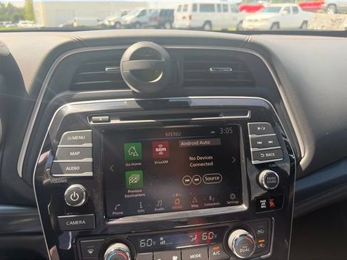 Used 2022 Nissan Maxima SR w/ Sport Mat Group FWD image 7