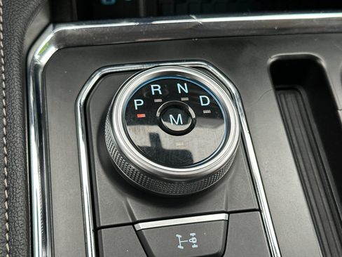 Certified 2022 Ford Expedition XLT image 24