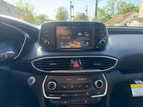 Used 2020 Hyundai Santa Fe SEL AWD/4WD image 15