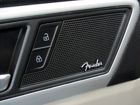 Used 2021 Volkswagen Atlas SEL Premium image 21