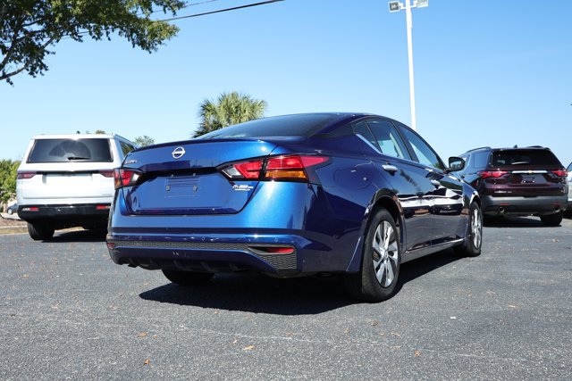 Used 2024 Nissan Altima 2.5 S FWD image 6