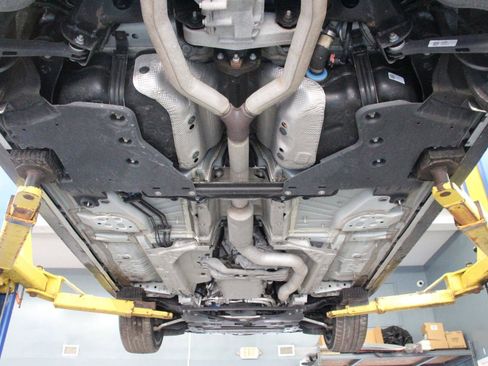 Used 2021 Cadillac CT4 V w/ Technology Package image 89