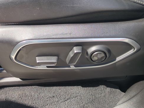 Used 2022 Jeep Wagoneer Series III w/ Premium Group I image 21