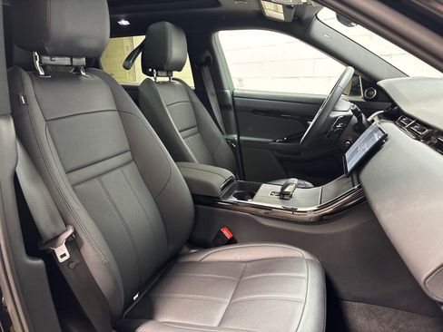 Used 2026 Land Rover Range Rover Evoque S AWD/4WD image 31