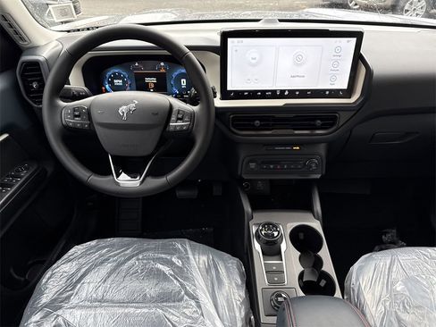 Used 2025 Ford Bronco Sport Heritage w/ Convenience Package image 12