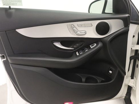 Used 2019 Mercedes-Benz GLC 300 GLC 300 image 19