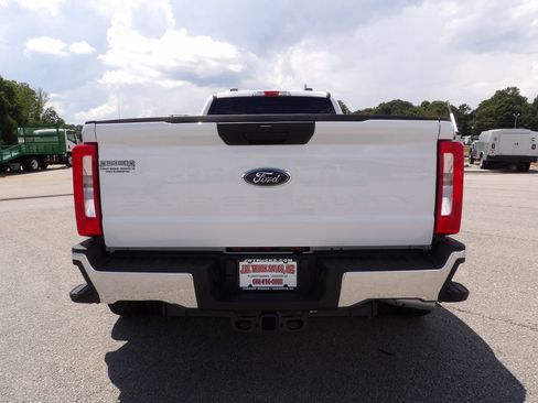 Used 2025 Ford F350 XLT AWD/4WD image 6