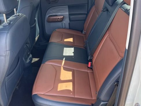 Certified 2024 Ford Maverick Lariat w/ 4K Tow Package AWD/4WD image 9