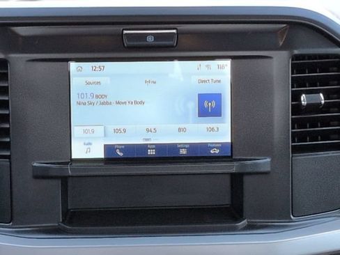 Used 2025 Ford F250 XL AWD/4WD image 18