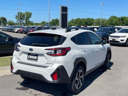 Used 2024 Subaru Crosstrek 2.0i Premium AWD/4WD image 7