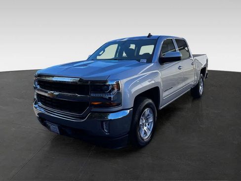 Used 2017 Chevrolet Silverado 1500 LT w/ All Star Edition AWD/4WD image 3