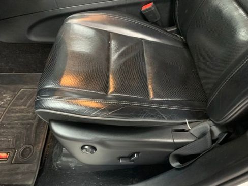 Used 2019 Jeep Grand Cherokee Overland image 14