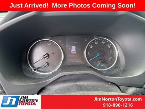 Used 2021 Toyota RAV4 XLE Premium image 13
