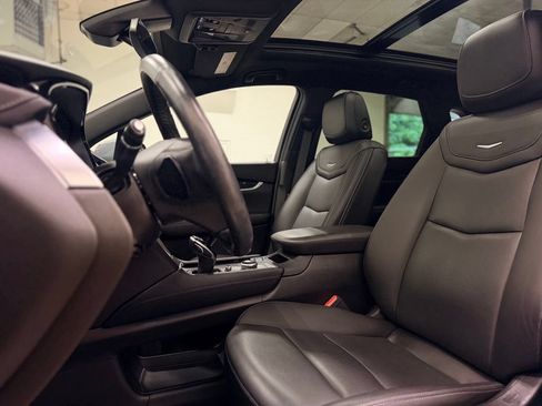 Used 2022 Cadillac XT5 Premium Luxury AWD/4WD image 13