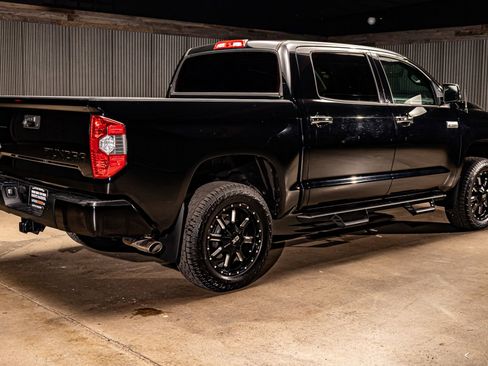 Used 2018 Toyota Tundra Platinum image 9