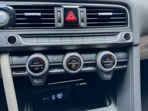 Used 2019 Genesis G70 2.0T Sport RWD image 12