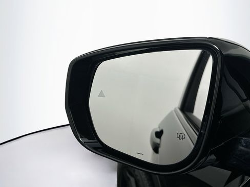 Used 2023 Jeep Grand Cherokee L Laredo image 16