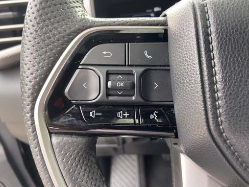 Used 2023 Toyota Tundra Limited AWD/4WD image 34