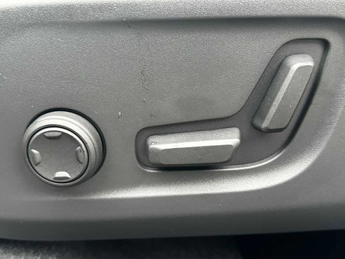 New 2026 Volvo XC40 B5 Ultra w/ Climate Package image 22