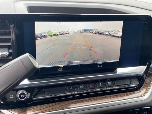 Certified 2025 Chevrolet Silverado 2500 LT w/ Convenience Package image 12