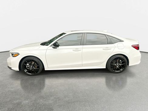 Certified 2025 Honda Civic Sport image 4